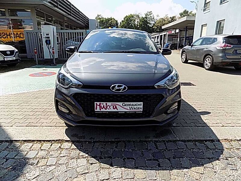 Hyundai i20 Yes! Plus 1.0 T-GDi 100PS Allwetterreifen Klima