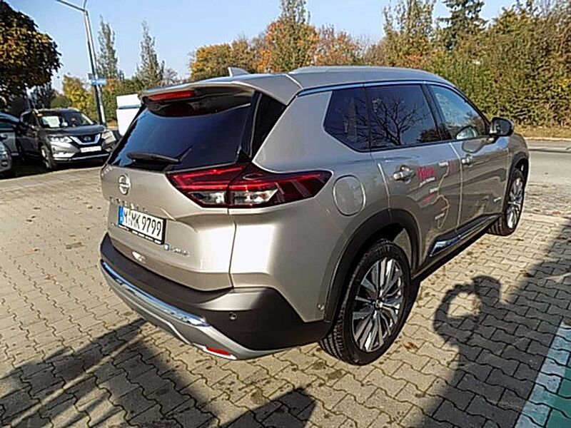 Nissan X-Trail Tekna+ e-Power e-4ORCE 213 PS 7 Sitze Klima Navi