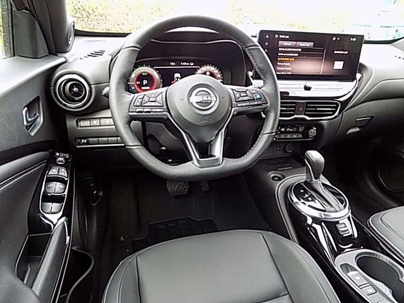 Nissan Juke Tekna (B) 1.6 Hybrid 4AMT 143PS AT Leder