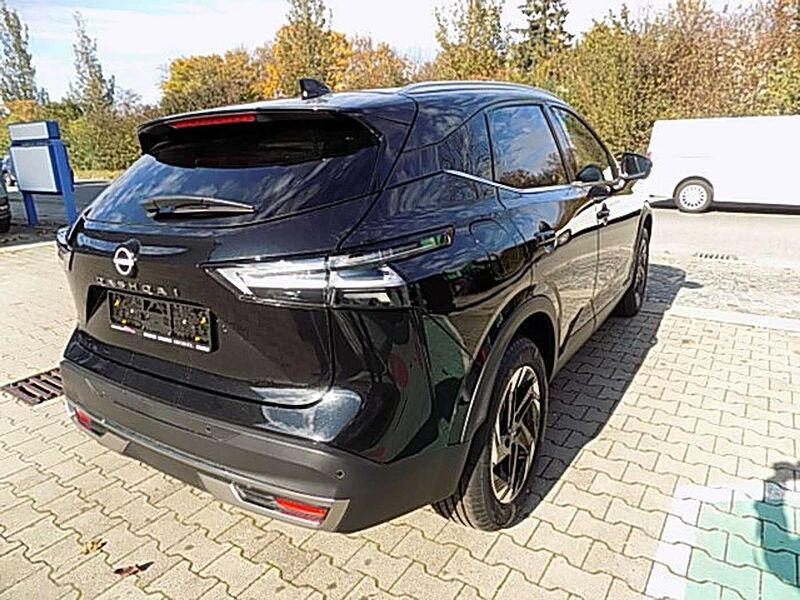 Nissan Qashqai N-Connecta 1.3 DIG-T Mild-Hybrid 158PS AT PGD Komf