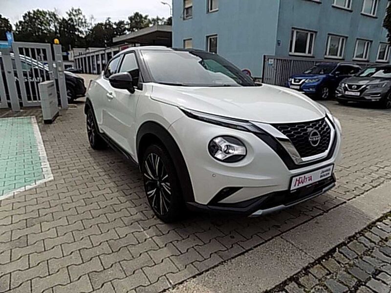 Nissan Juke N-Design 1.0 DIG-T 114PS AT Nissan Connect, Innena