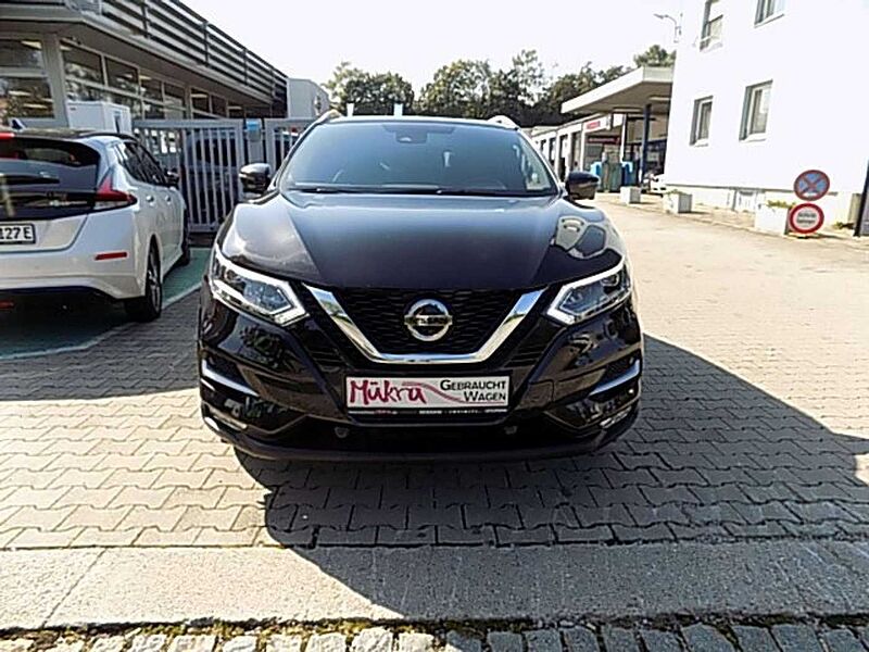 Nissan Qashqai Tekna+ 1.3 DIG-T 160PS DCT AHK 8-fach Alu Klima