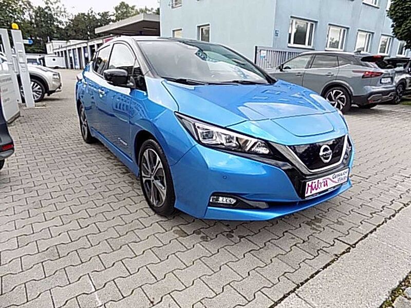 Nissan Leaf Tekna ZE1 MY19 150PS 40KWh Winterräder Scheckheft