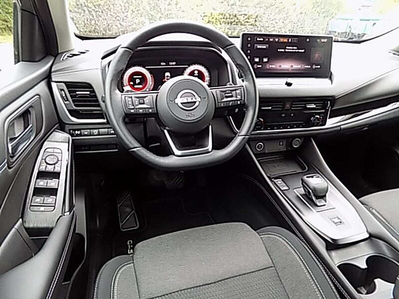 Nissan Qashqai N-Connecta 1.3 DIG-T MHEV 158PS AT (A) Klima Navi