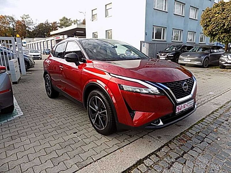 Nissan Qashqai Tekna+ 1.3 DIG-T 4x4 MHEV 158PS AT (A) Klima Navi