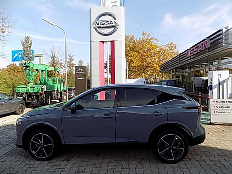 Nissan Qashqai Tekna 1.3 DIG-T 4x4 MHEV 158PS AT Desing Paket