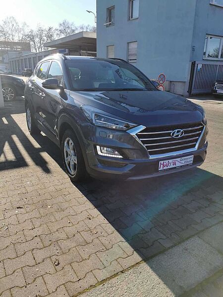 Hyundai TUCSON Premium 1.6 T-GDi 7-DCT Automatik 8-fach bereift P