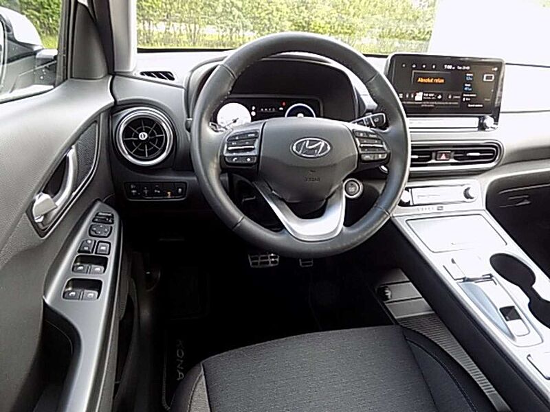 Hyundai KONA Elektro Trend Navi LED PDC Sound Krell Klima Navi