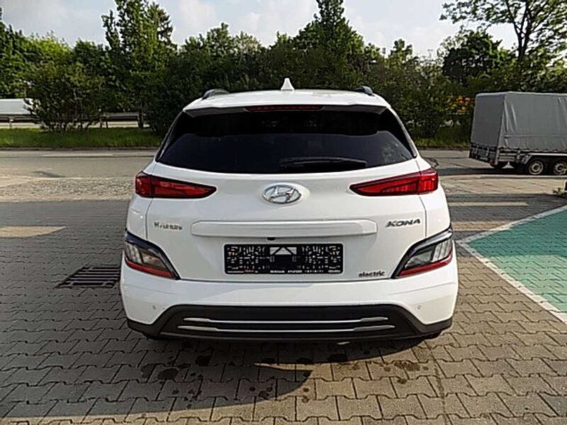 Hyundai KONA Elektro Trend Navi LED PDC Sound Krell Klima Navi