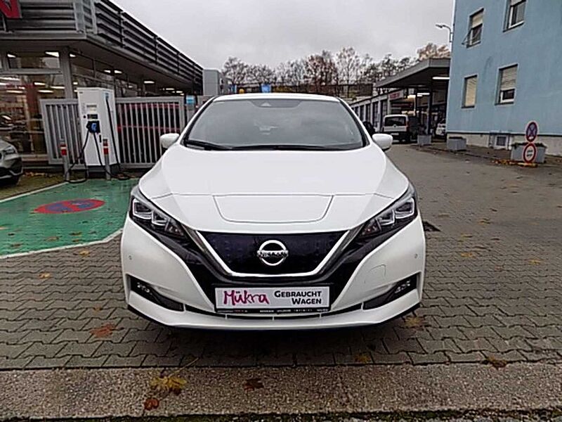 Nissan Leaf N-Connecta e+N 62KW LED Scheckheftgepflegt Klima