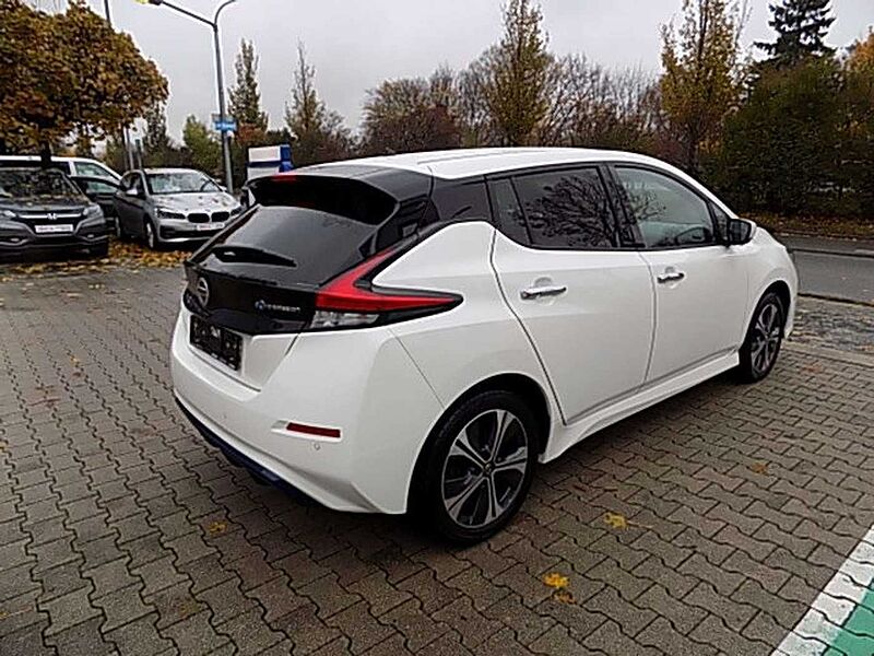 Nissan Leaf N-Connecta e+N 62KW LED Scheckheftgepflegt Klima